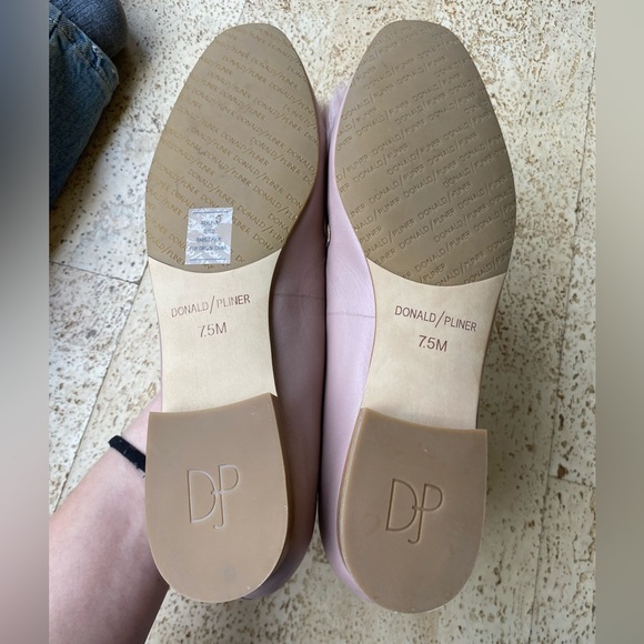 DONALD J. PLINER Lilian Leather Almond Toe Blush Pink Loafers Size 7.5 - Picture 4 of 9